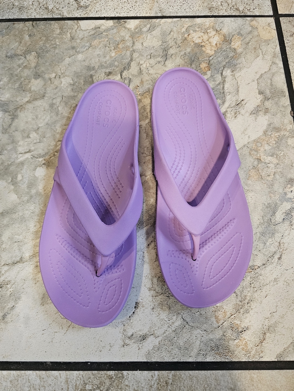 Crocs lavender purple filp flops womens sz 11 Pre-owned - Picture 5 of 5